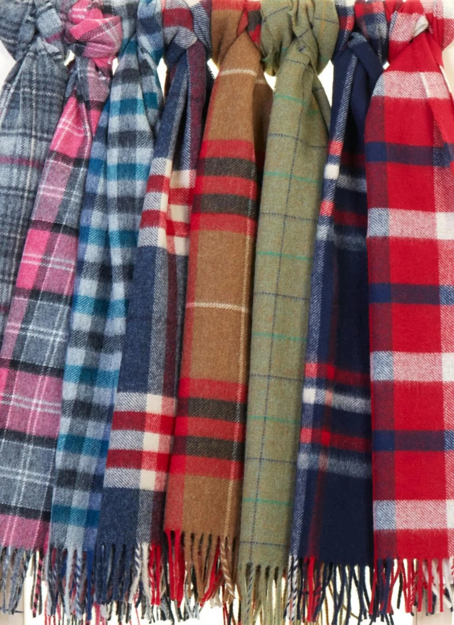 James Pringle Weavers Women's Merino Wool Scarf - Soft, Warm & Luxurious Winter Accessory