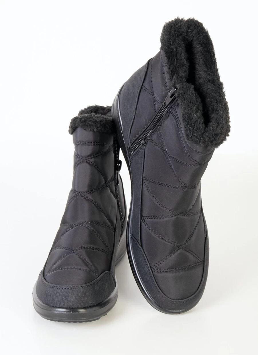 Comfy Sense Women's Quilted Boots - Cozy Winter Footwear with Stylish Stitching