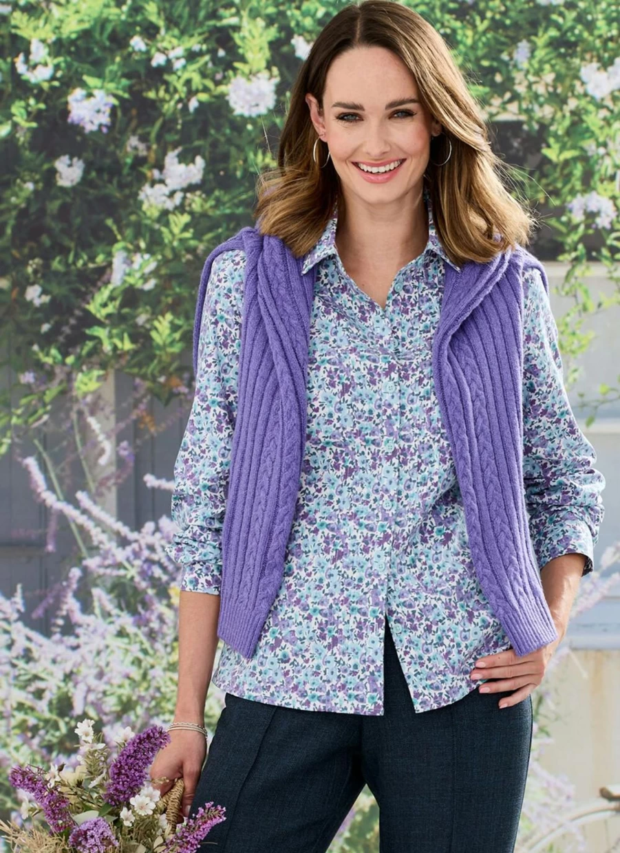 Honor Millburn Women's Blue Print Blouse - Stylish Floral Top for Casual Wear