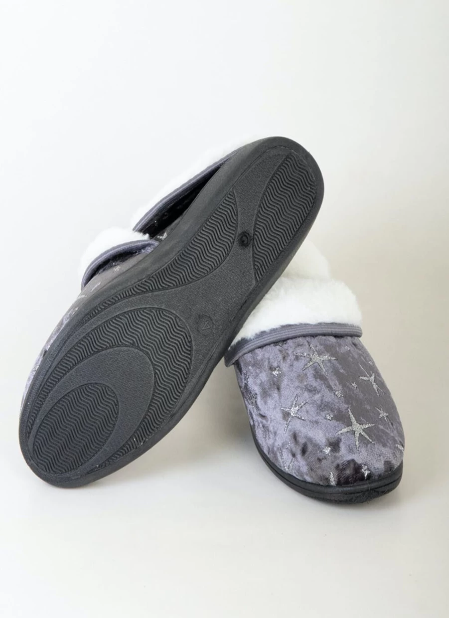 Comfy Sense Women's Star Slippers - Cozy House Shoes for Comfort and Style