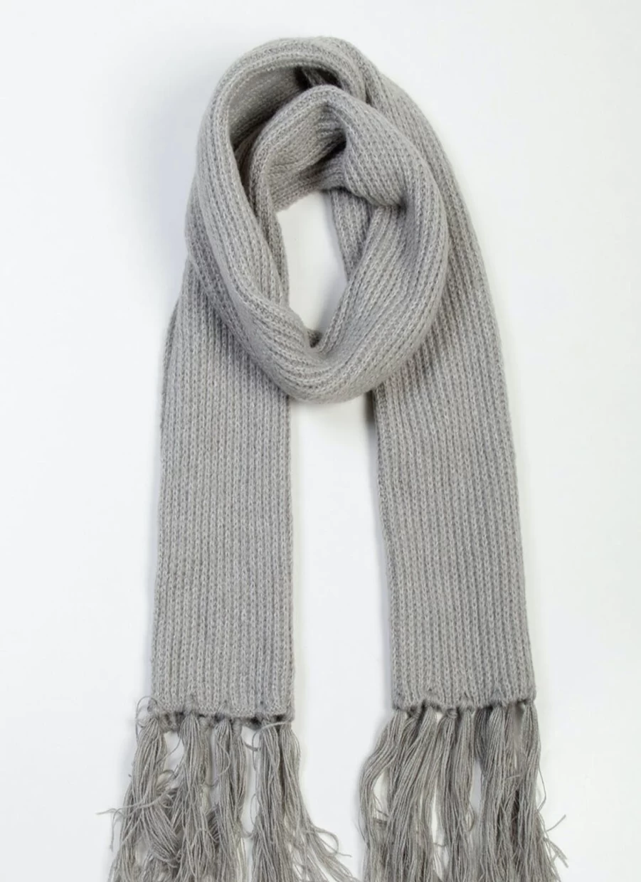 "Isle Women's Knitted Tassel Scarf - Soft Winter Fashion Accessory"