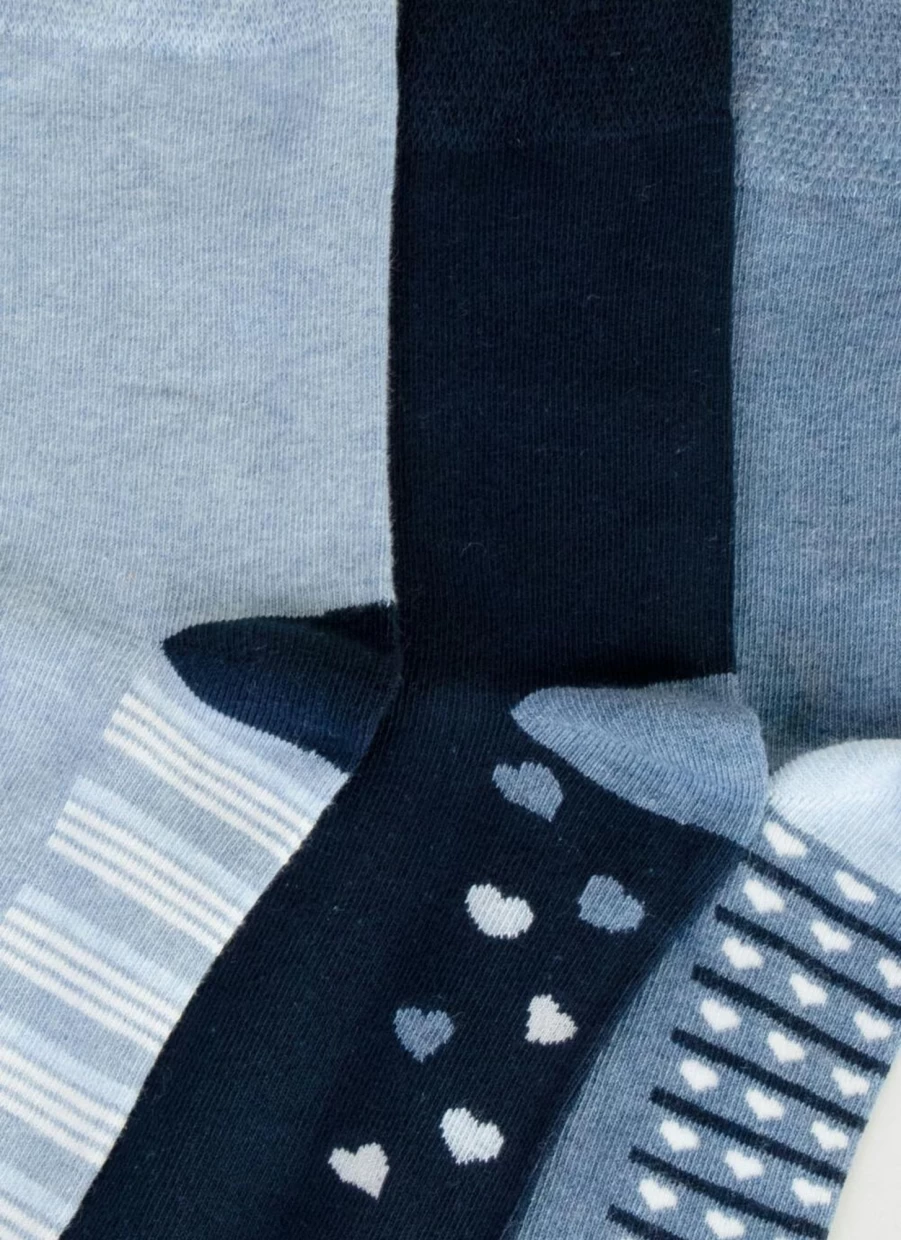 Isle Women's 3-Pack Heart Pattern Comfort Socks for Everyday Wear