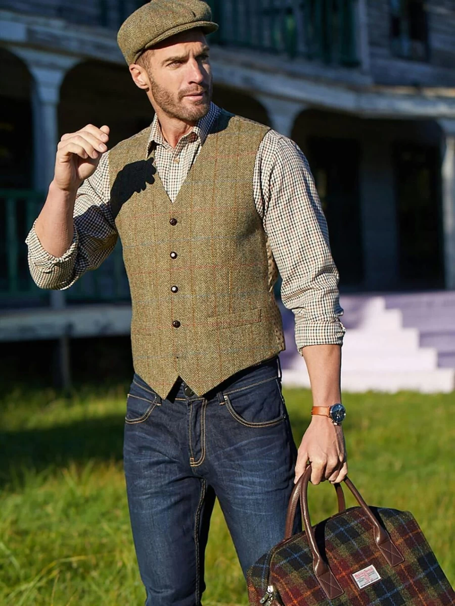 Harris Tweed Men's Uist Waistcoat - Classic British Vest for Formal & Casual Wear